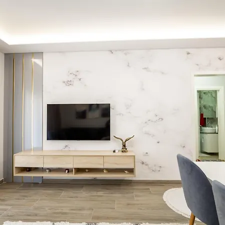 Prestige Apartment *